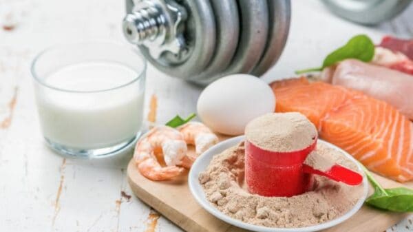 Πόση πρωτεΐνη χρειάζομαι 10 protein