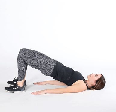 Hip Dips: Ασκήσεις για καλοσχηματισμένους γλουτούς 9 8 glute brindge